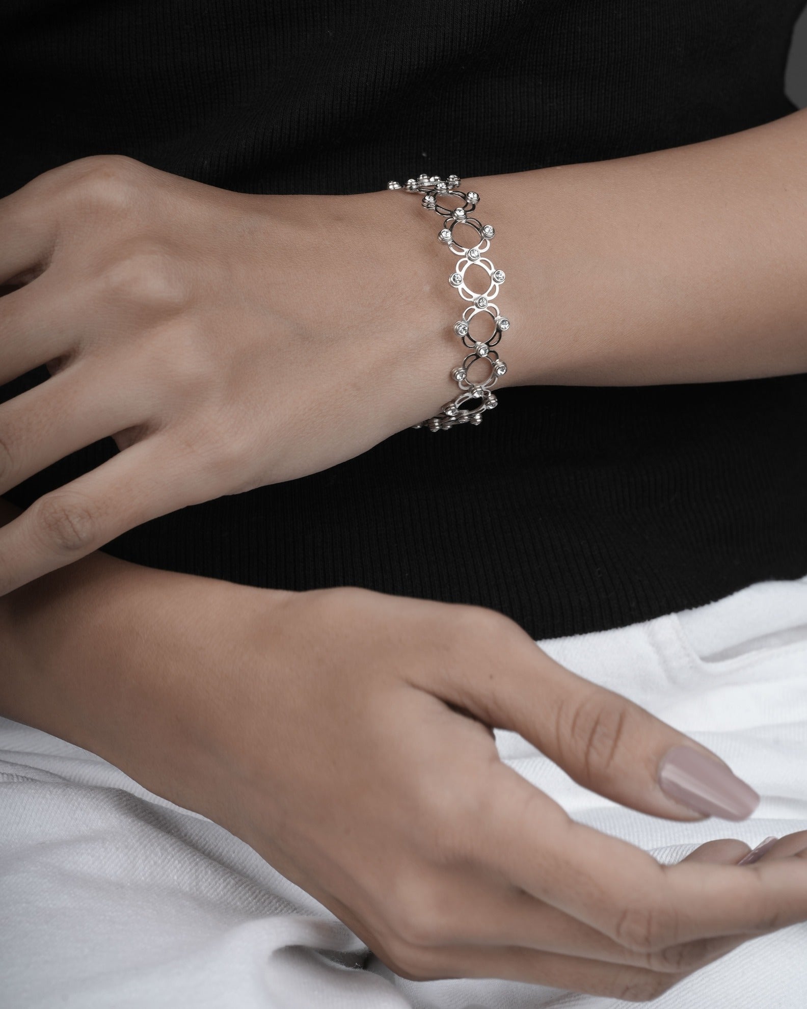 925 sterling silver 2in 1 ring cum bracelet for ladies