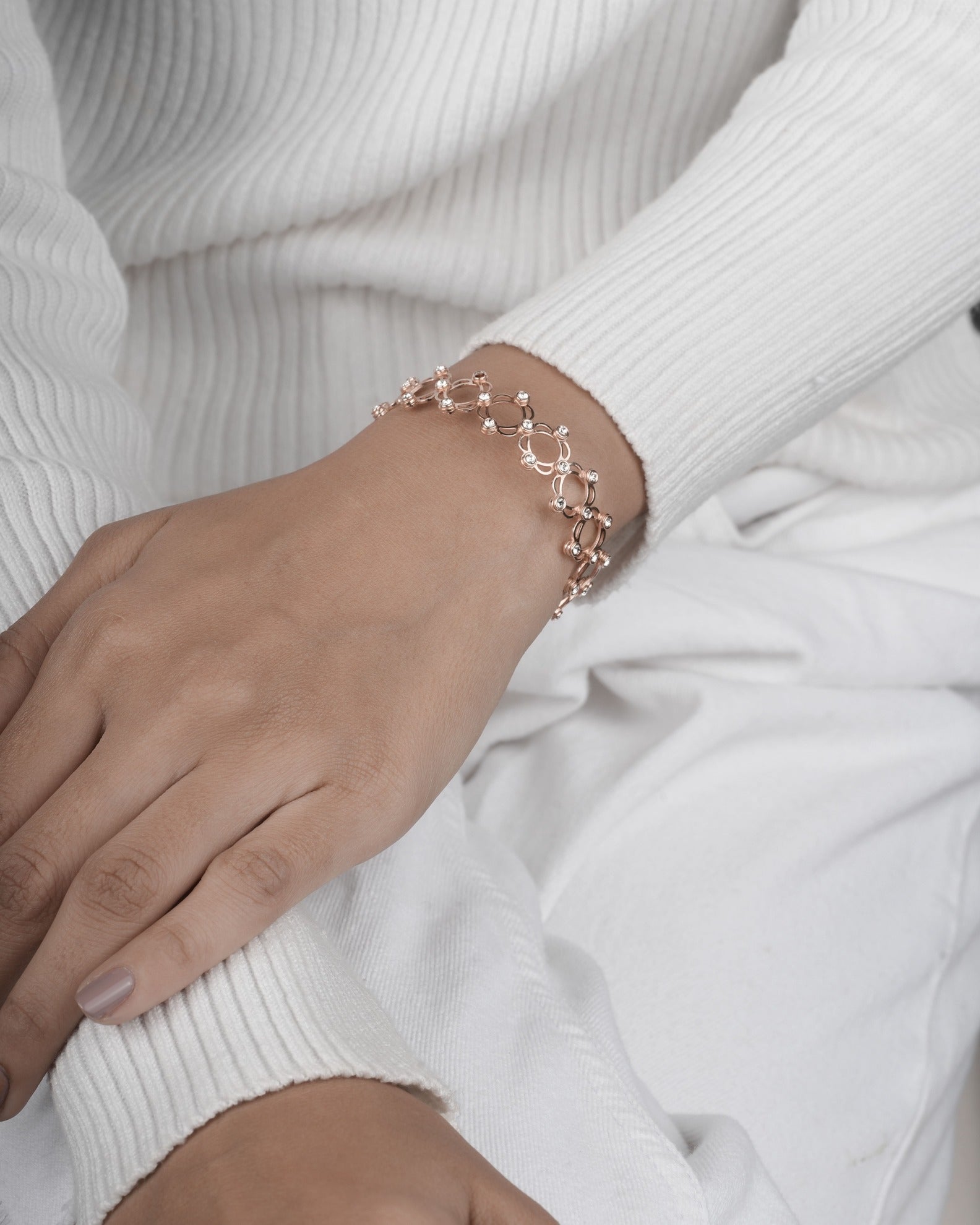 Women Folding Retractable Ring Bracelet