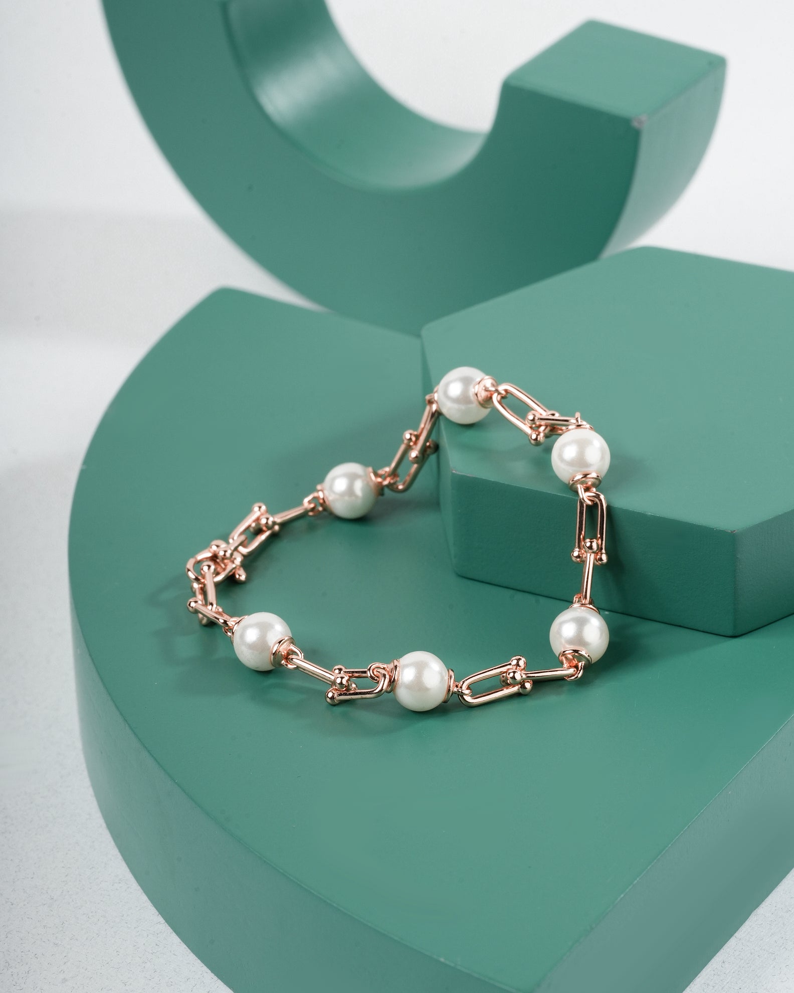 Selia & Co. Pearl and Rose Gold Paper Clip Wrap Bracele