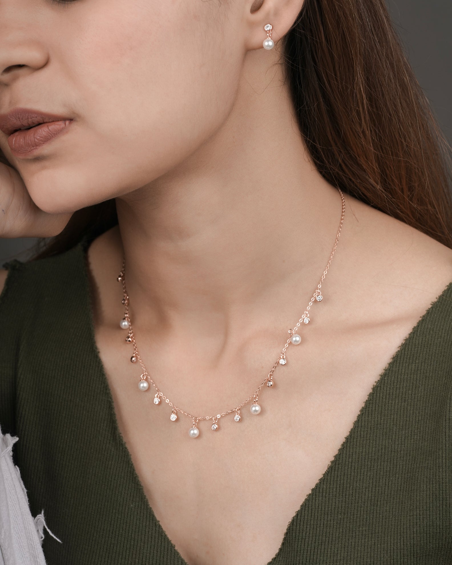 Selia & Co Pearl Necklace - Silver with Rose-Colored Pearls