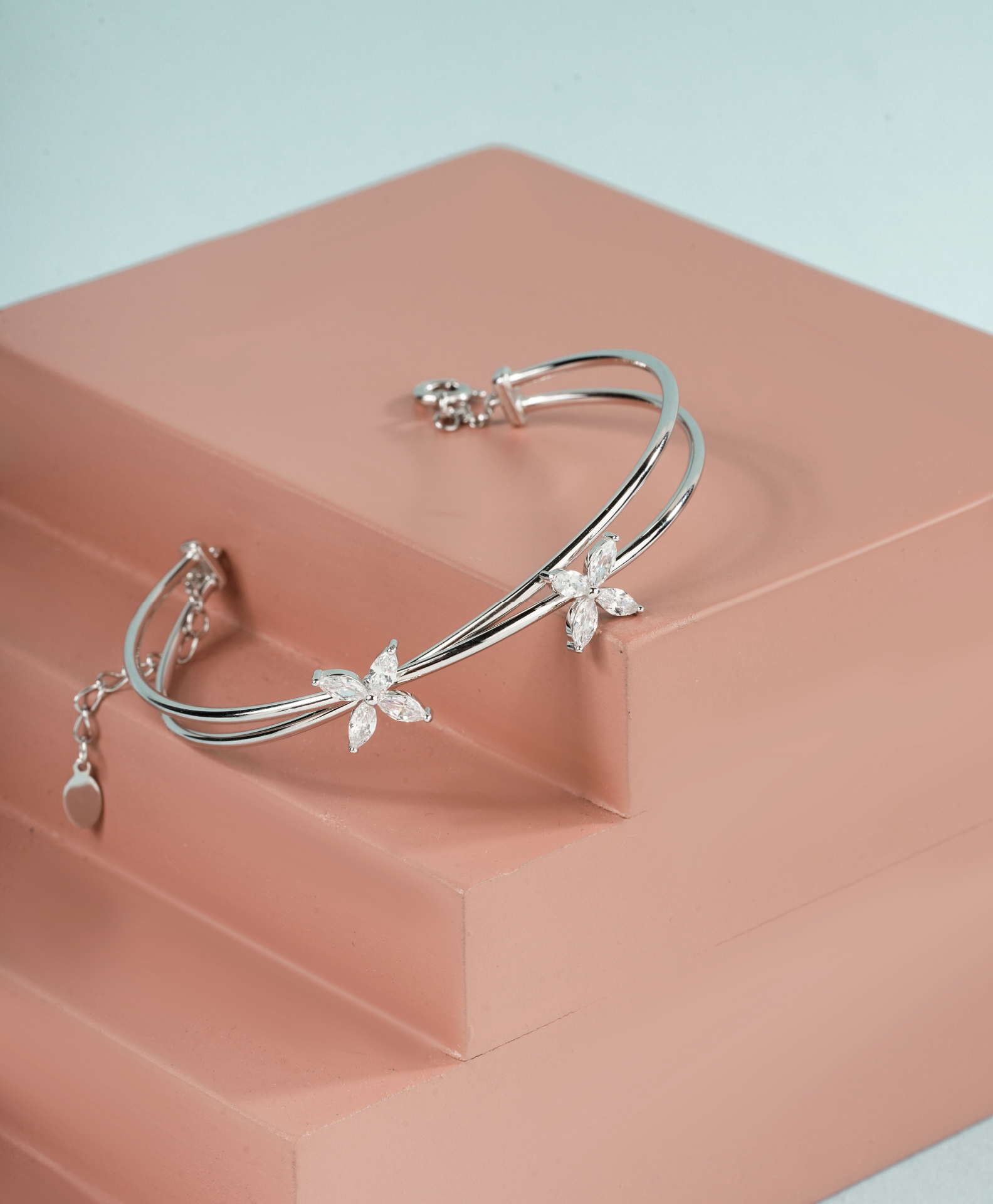 Women crystal jasmine cuff Bracelet