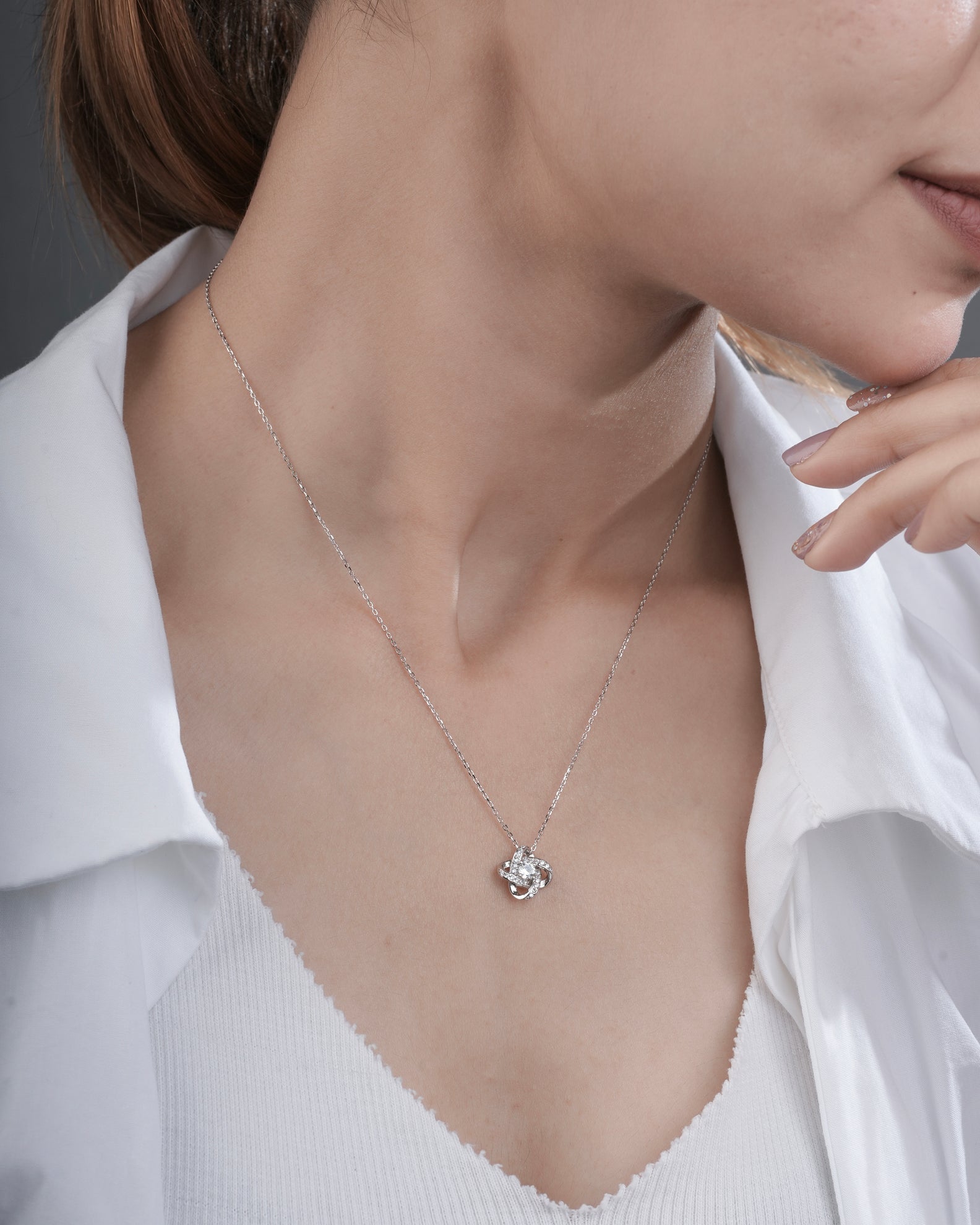 Selia & Co Faux Diamond Pendant Necklace - Elegant Simplicity